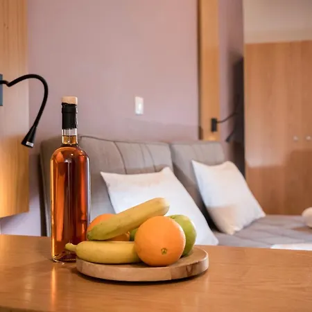 Semeli Studios Apartment *